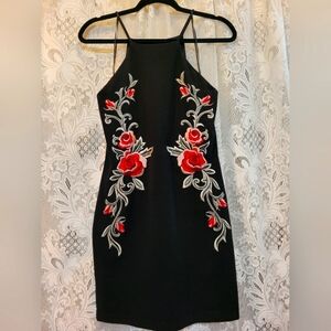 Express Womens Size M Red Rose Ebroidered Bodycon Little Black Dress